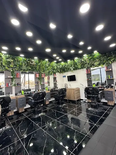 Aygün ULUKUŞ Hair Saloon - Kuaför 4