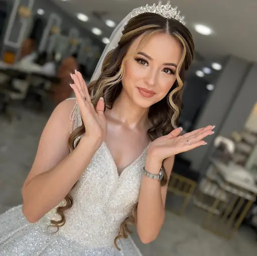Liva Bayan Kuaförü