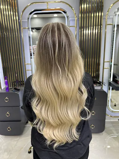 GoldenMiss Coiffure 3