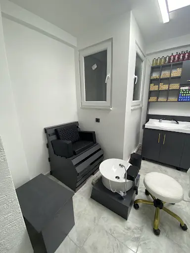 Emirhan Özdemir Güzellik Merkezi 4