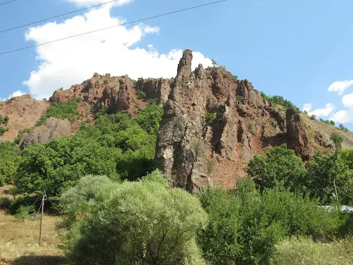 Kırmı Kpr. 2