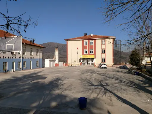 Balya Atatürk Çok Programlı Anadolu Lisesi 2