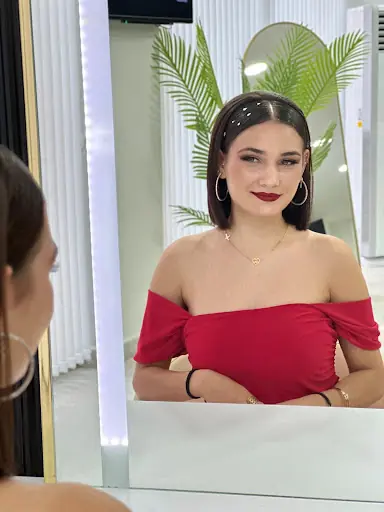 Kuaför Emine Sazak 4