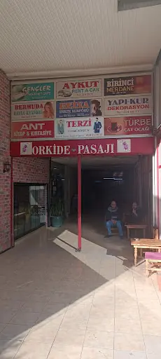 Bermuda (Bayan Kuaförü) 4