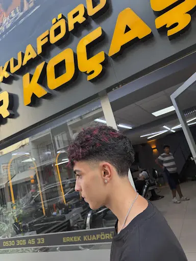 Salon Ebrar Koçaş Erkek Kuaförü