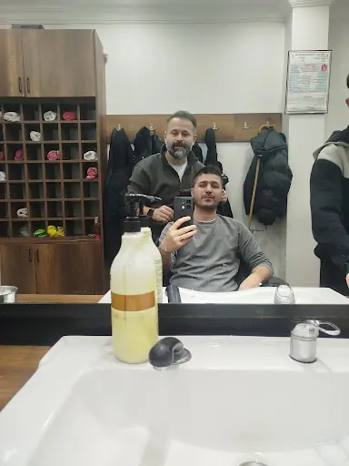 Bozlak Erkek Kuaförü 3