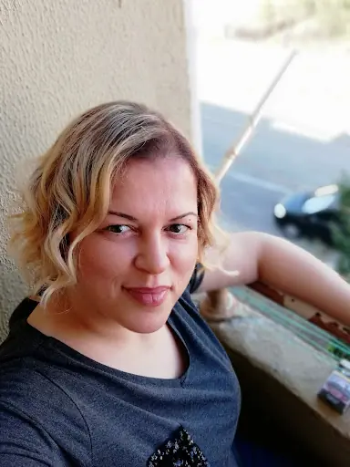NUR BAYAN KUAFÖRÜ VE GELINLIK 2