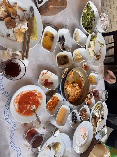Öztürk Restoran Erfelek 4