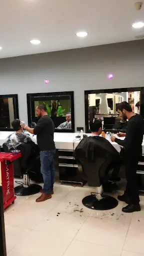 Saloon ess