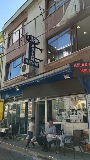 ASLAN MİTHAT KUAFÖR – Kuaför, İstanbul (2. fotoğraf)