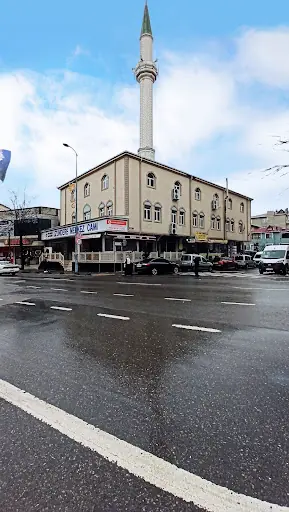 Uzundere Merkez Camii – Diğer (Güzellik), İstanbul (2. fotoğraf)