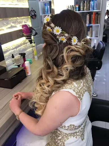 Ala bayan kuaförü ve güzellik salonu 3