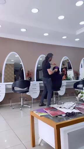 SALON İBRAHİM BAYAN KUAFÖRÜ WOMEN HAİRDRESSER 3