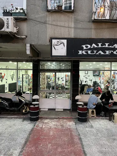 Dallas Erkek Kuaförü 4