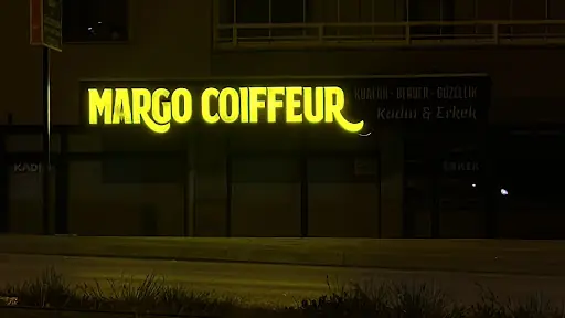 MARGO COIFFEUR 4