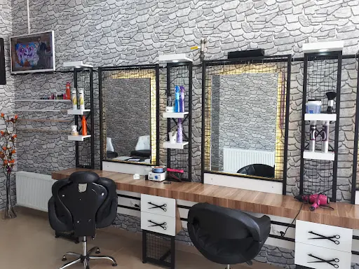 Salon sudem 4