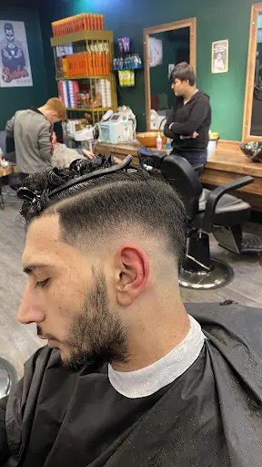 Bay Makas Saç Tasarim Salonu 4