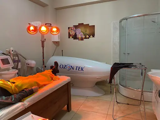 Ülküm Kuaför Ve Güzellik Merkezi
