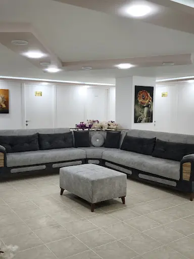 CLİNİKOB GÜZELLİK MERKEZİ 4