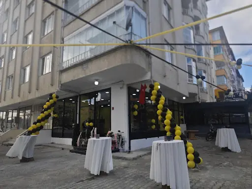ÇALIKUŞU ERKEK KUAFÖR