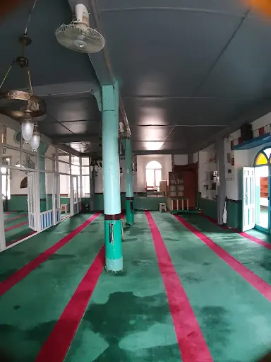 Ayaslar tarihi yukarı camii