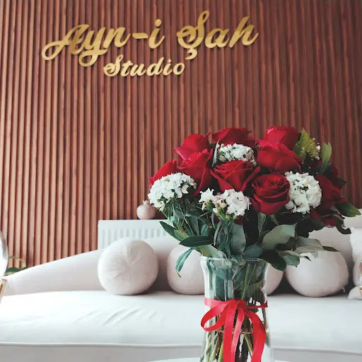 Ayn-i Şah Studio bayan kuaförü