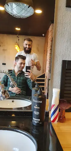 No 34 Barber Shop 3