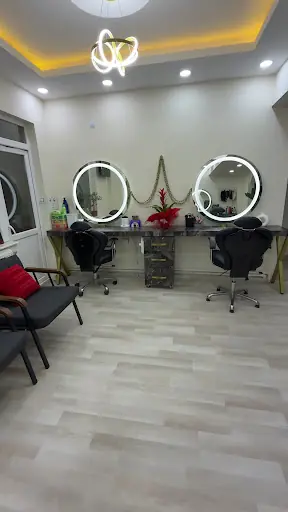 DİVA’S DEN 3