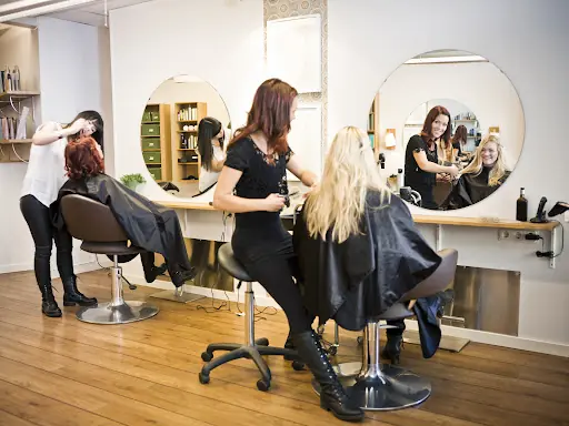 Salon Makas Bayan Kuaförü 2