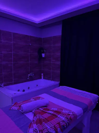 She&He masaj salonu