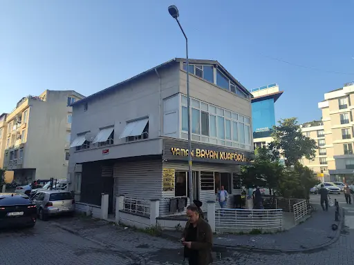 Yaman Bayan Kuaförü
