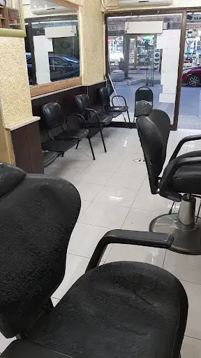Gürz Erkek Kuaförü