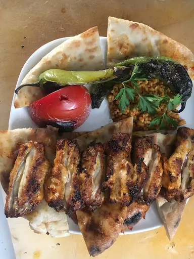 Ustam Kebab Salonu 4