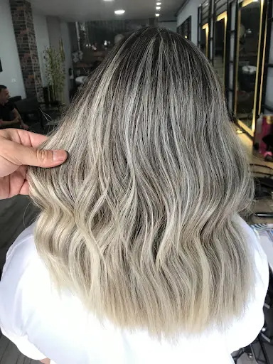 Salon Makkas Saç Tasarim Rıdvan Karaarslan