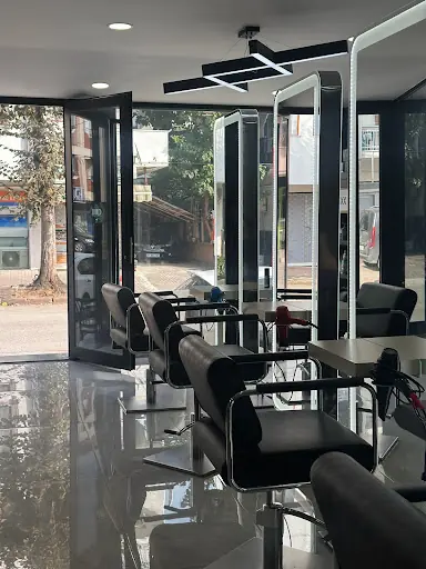 Selenay Aslaner Hair Makeup Studio