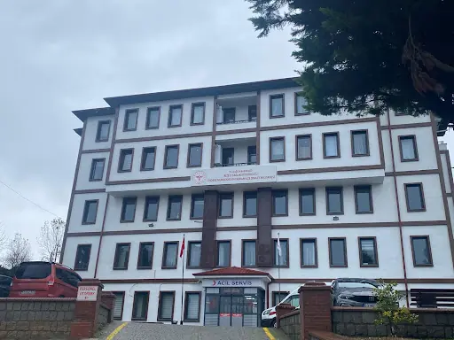 Rize İyidere Mukaddes Kalkavan İlçe Devlet Hastanesi 3