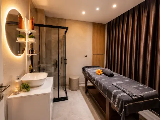 By Ella Güzellik & Spa Salonu 4