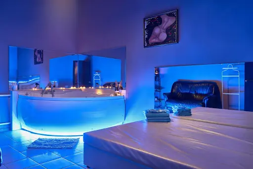 Эротический массаж Spa House 24 2