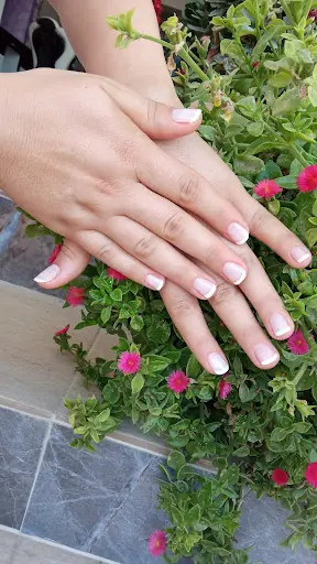 Altın Makas Güzellik Salonu - Manikür ve Pedikür
