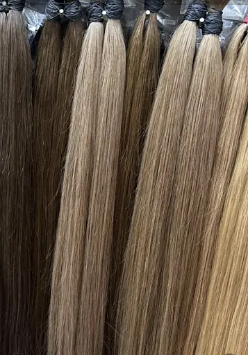 KUAFÖR AHMET SAC VE KAYNAK MERKEZİ – Tırnak / Nail Studio, İstanbul