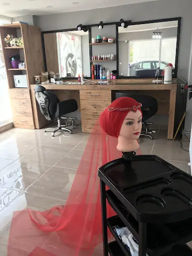 Dilek Bayan Kuaförü