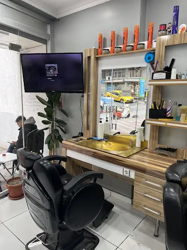 Eren Akburu Erkek Kuaförü 2