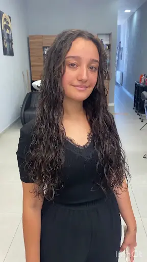 The Best Bayan Kuaförü & Saç Kaynak Merkezi Şeref Ayan 3