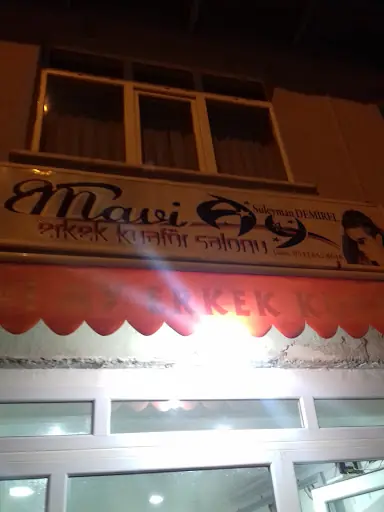 Mavi Ay Erkek Kuaförü