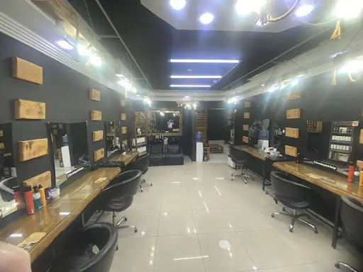 Devran kaya Hair design(DEÇA BAYAN KUAFÖRÜ)Beylikdüzü bayan kuaförü 2