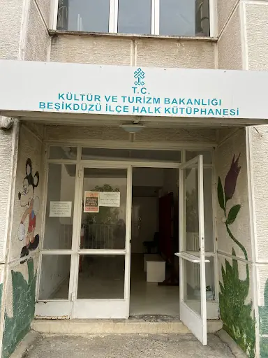 Beşikdüzü Gençlik Kıraathanesi 5
