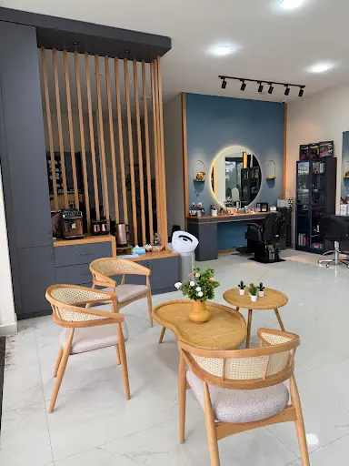 SC SALİH CANSEVEN HAİR SALON 2