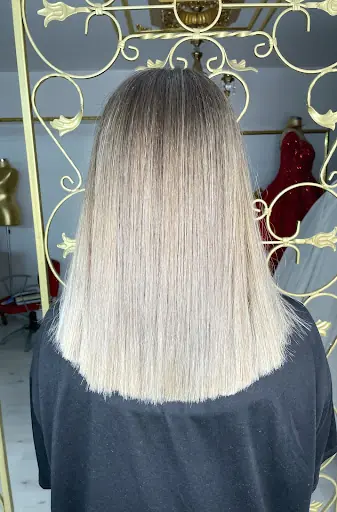 KARDELEN SERIN HAIR & MAKEUP STUDIO & KUAFOR