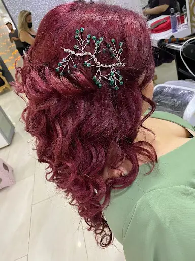 Ayşe Güzellik Salonu