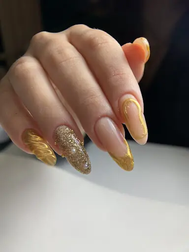 Miel Nail Bar Trabzon - Protez Tırnak & Nail Art 4